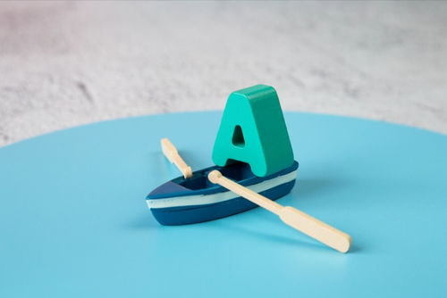 中國股市傳媒板塊再度翻紅，8大龍頭深度解析，探尋投資機遇